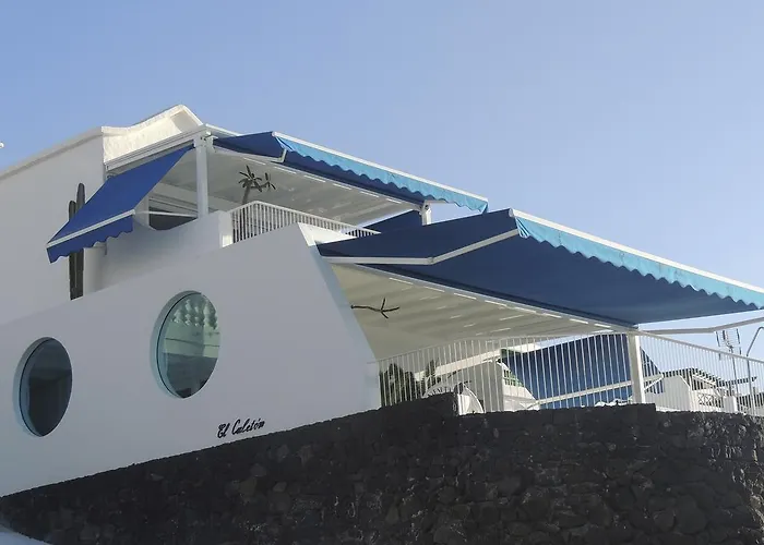 别墅 Luxury Sea Front Caleton 40