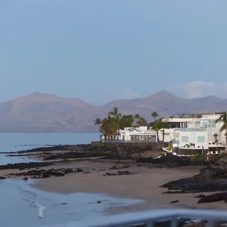 Luxury Sea Front Caleton 40 فيلة