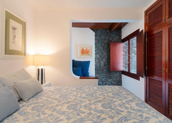 Luxury Sea Front Caleton 40 Villa Puerto del Carmen (Lanzarote)